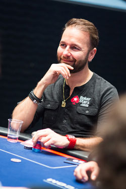 NEIL1681_EPT11MON_Daniel_Negreanu_Neil-Stoddart