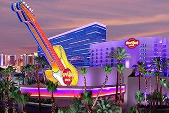 The “Flamingo” Hotel and Casino in Las Vegas looks like it's gonna give me  scarlet rot : r/Eldenring
