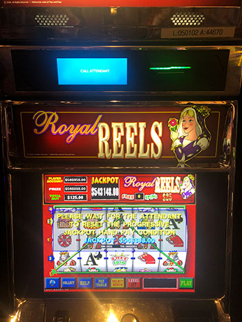 royal reels jackpot
